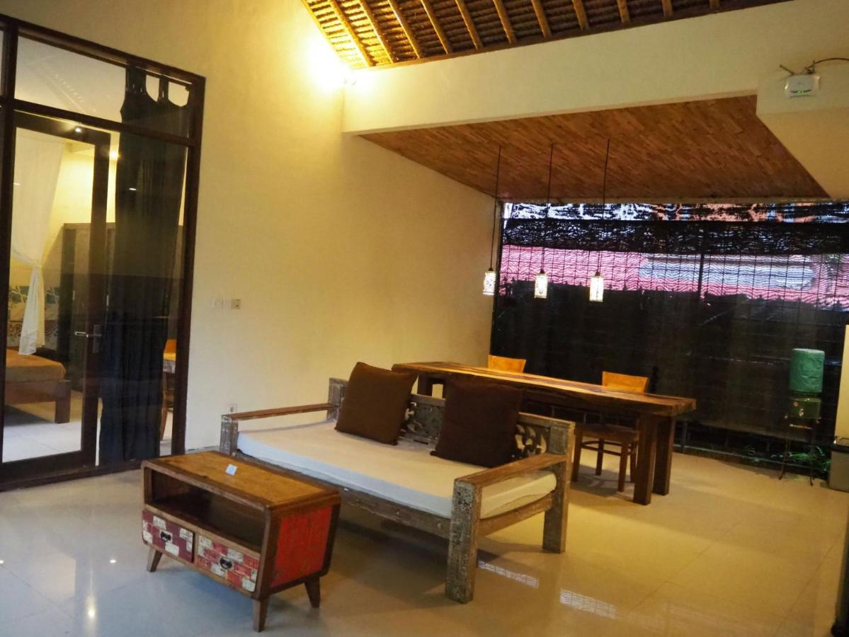 De Dalam Villa Ubud Buitenkant foto